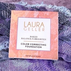 Laura Geller Baked Balance-n-Brighten Foundation - Cream